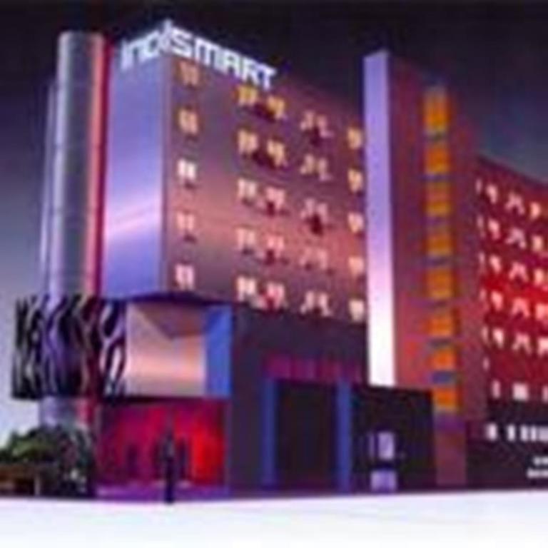 Indismart Hotel كولكاتا المظهر الخارجي الصورة