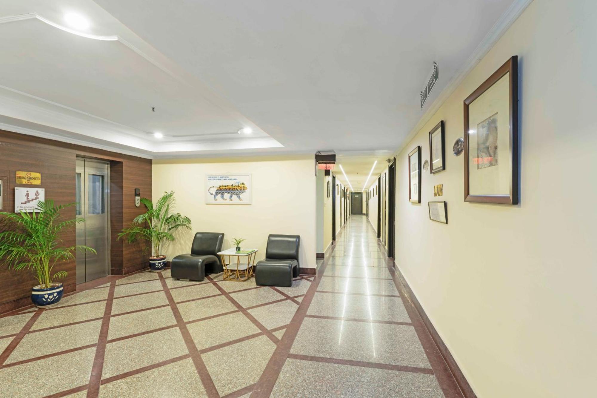 Indismart Hotel كولكاتا المظهر الخارجي الصورة