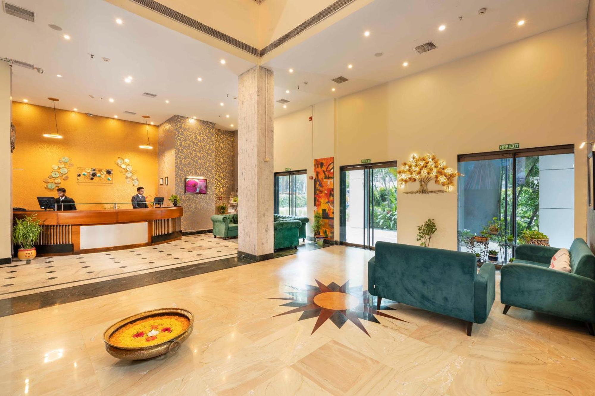 Indismart Hotel كولكاتا المظهر الخارجي الصورة